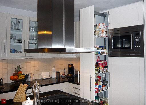 Keuken strak 02.JPG